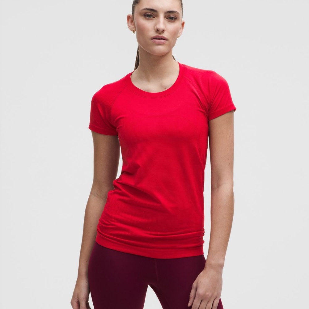 Lululemon swiftly tech
